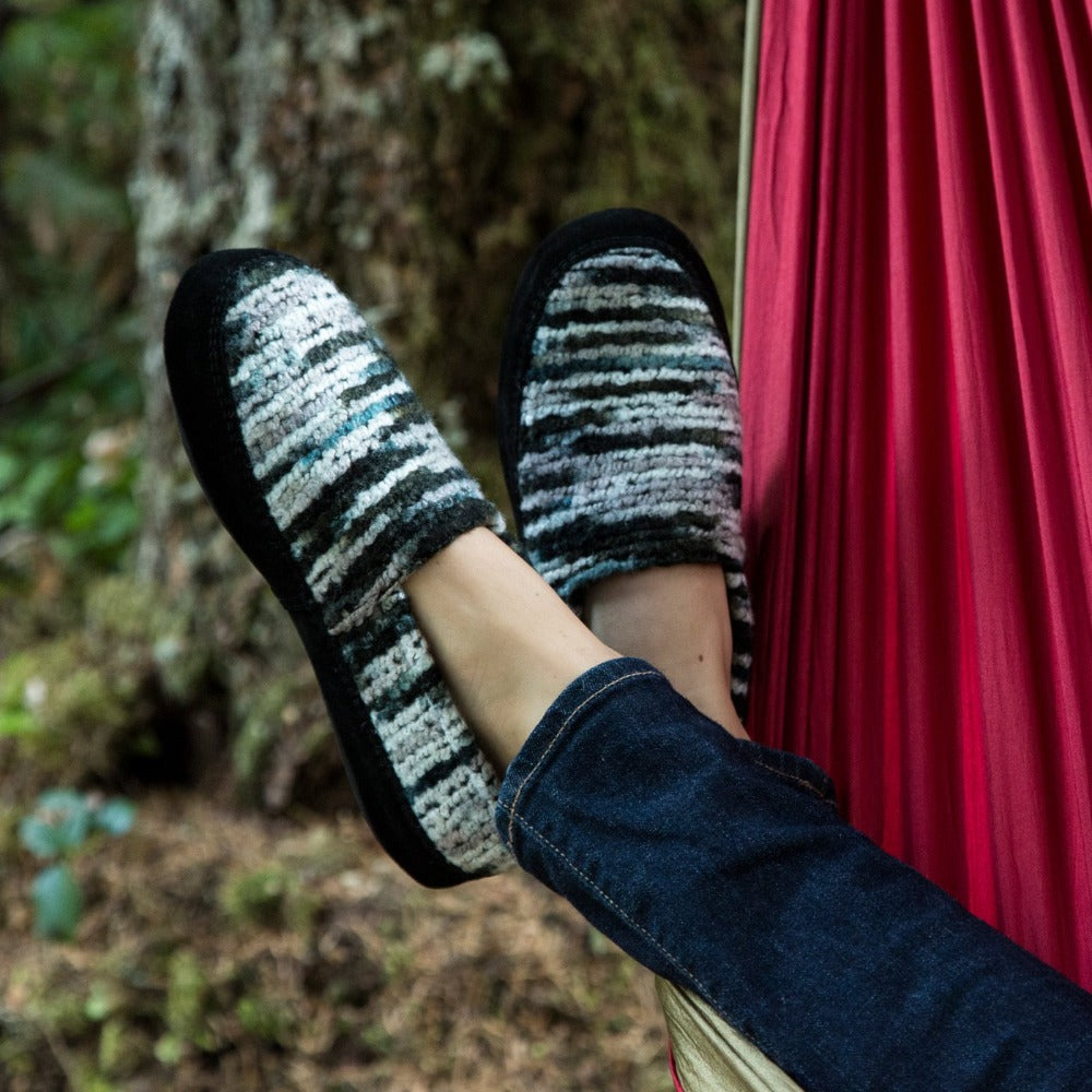 Women s Fleece Moc Slippers