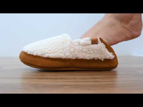 Acorn women's moc store slipper